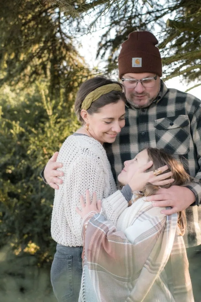 Familienmomente in der Tannenplantage